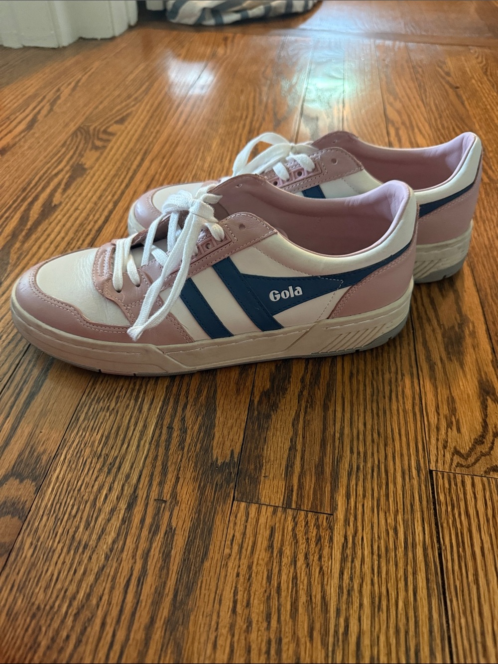 Gola Pink, White & Blue Low-Top Retro Sneakers